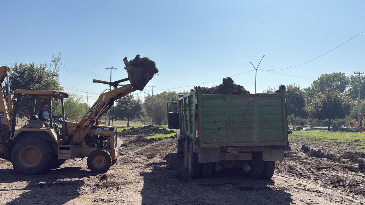 Preparación de Tierra para Cancha Asfáltica
